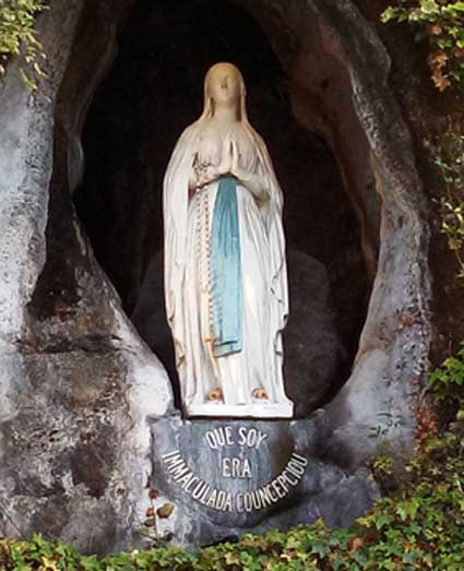 Grotte in Lourdes 2019